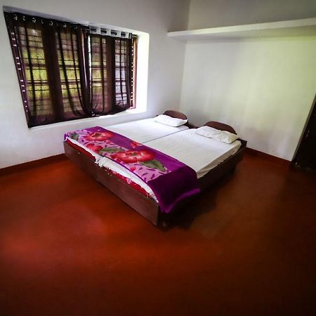 Misty Valley Hill Resorts Nelliyampathy 외부 사진