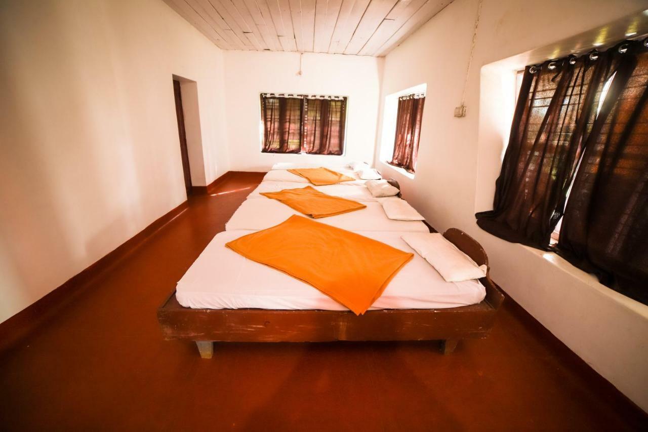 Misty Valley Hill Resorts Nelliyampathy 외부 사진